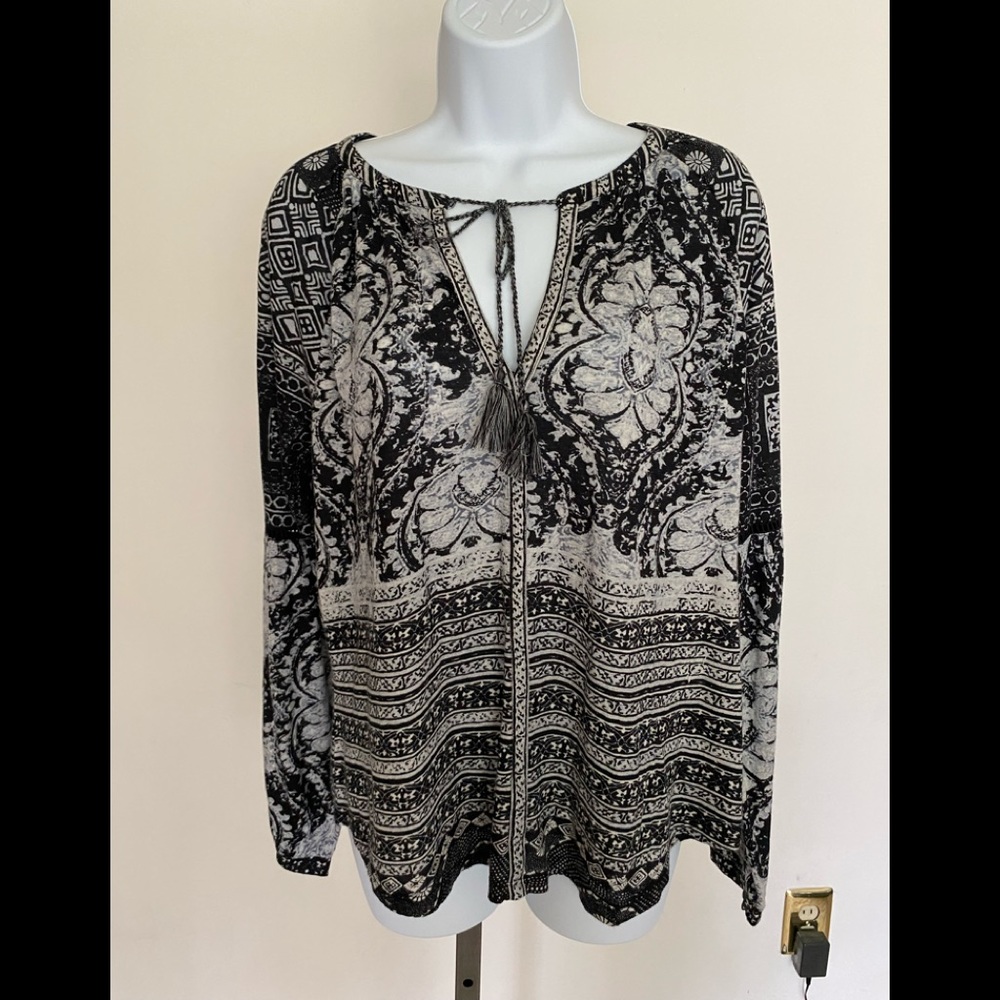 NWT, Lucky Brand Black/White With Tassels Top